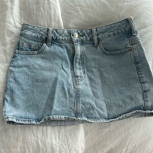 jean skirt worn 2 times but great conditioning